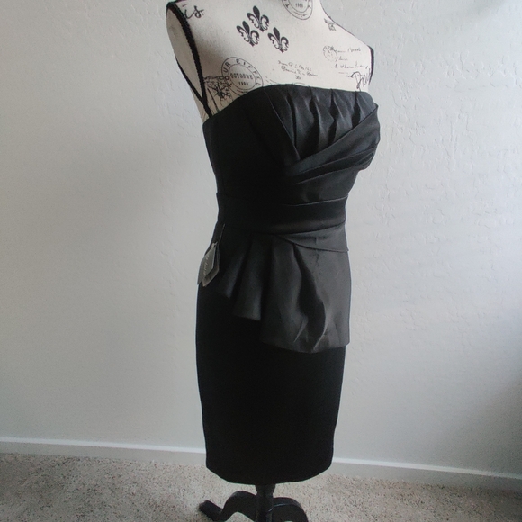 🆕 WHBM Black Sleeveless layered Cocktail hoco homecoming semi-formal Dress (2) - Picture 8 of 11